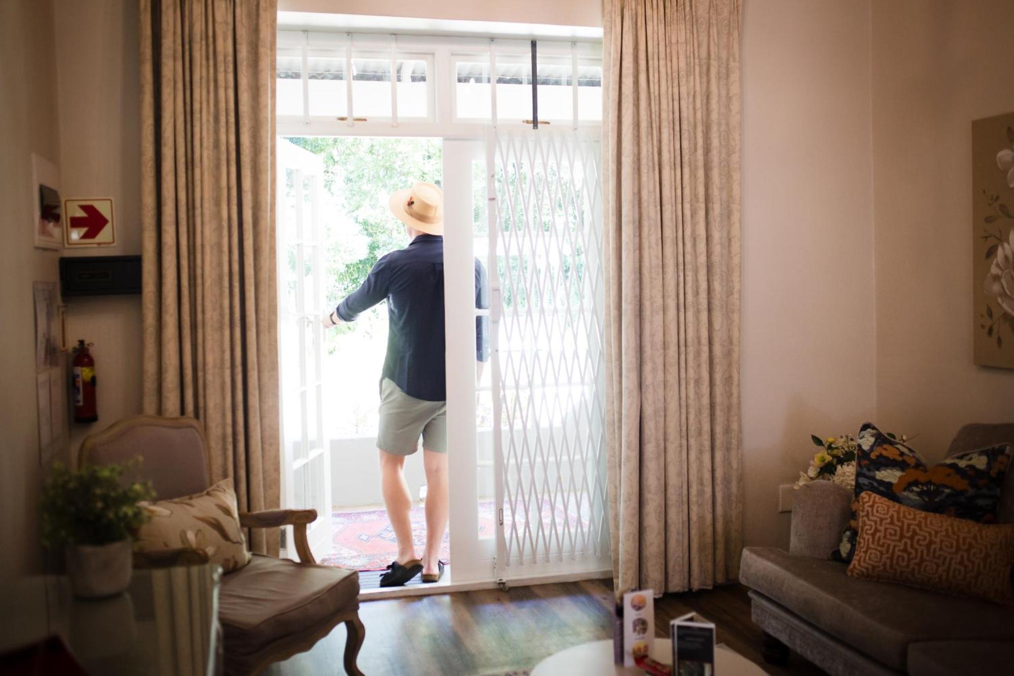 Afrika-Pearl Hotel Paarl Buitenkant foto